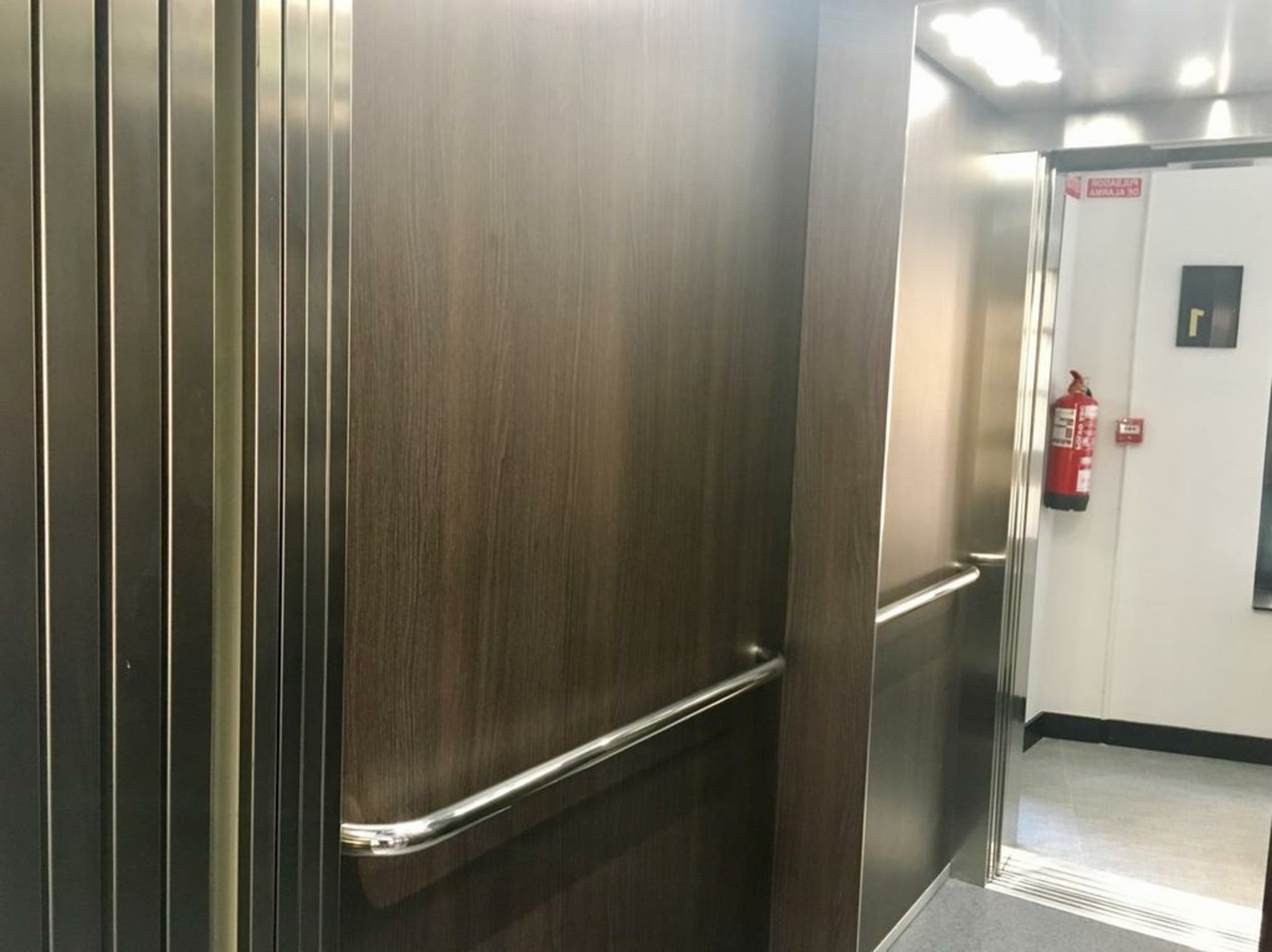 MD Design Hotel - Portal del Real