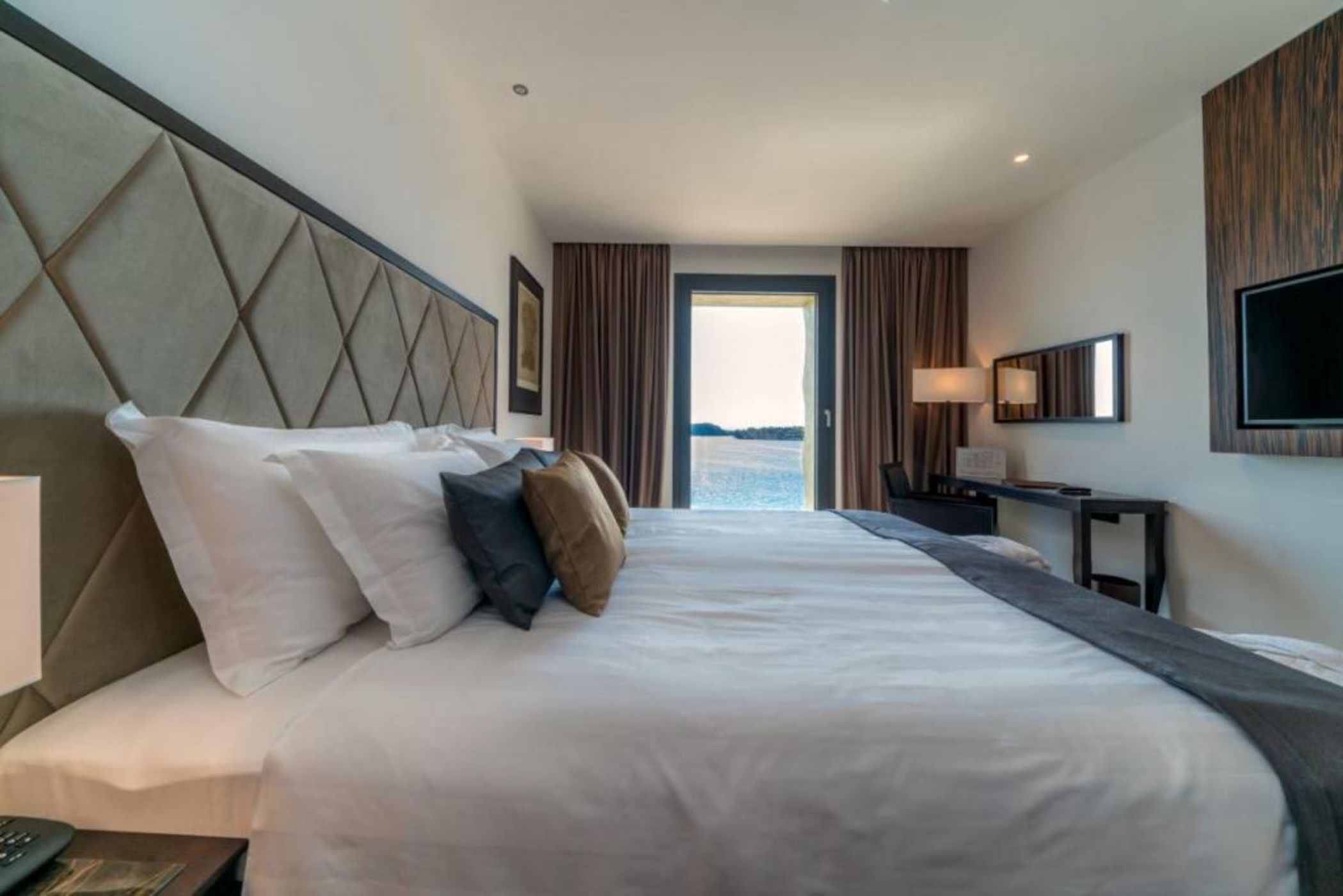 Bellevue Superior City Hotel