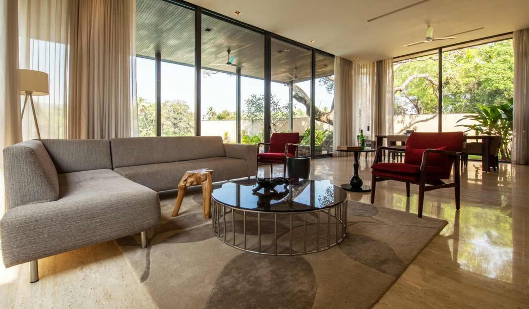 Bella Antlia by Vista Rooms