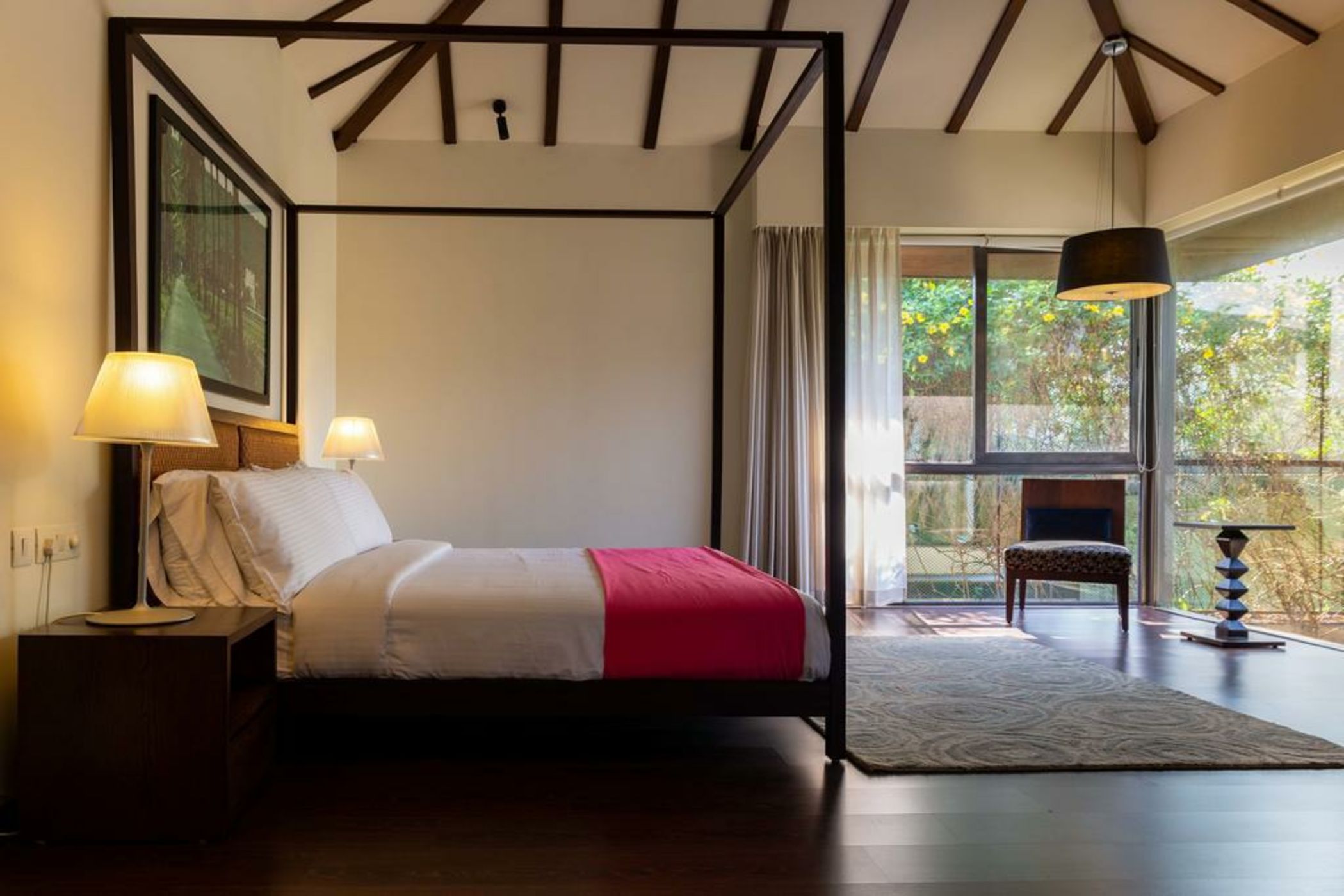 Bella Antlia by Vista Rooms