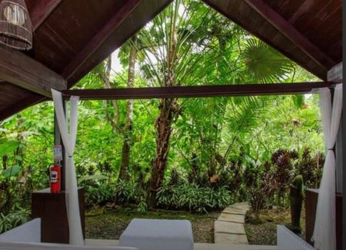 Oxygen Jungle Villas & Spa