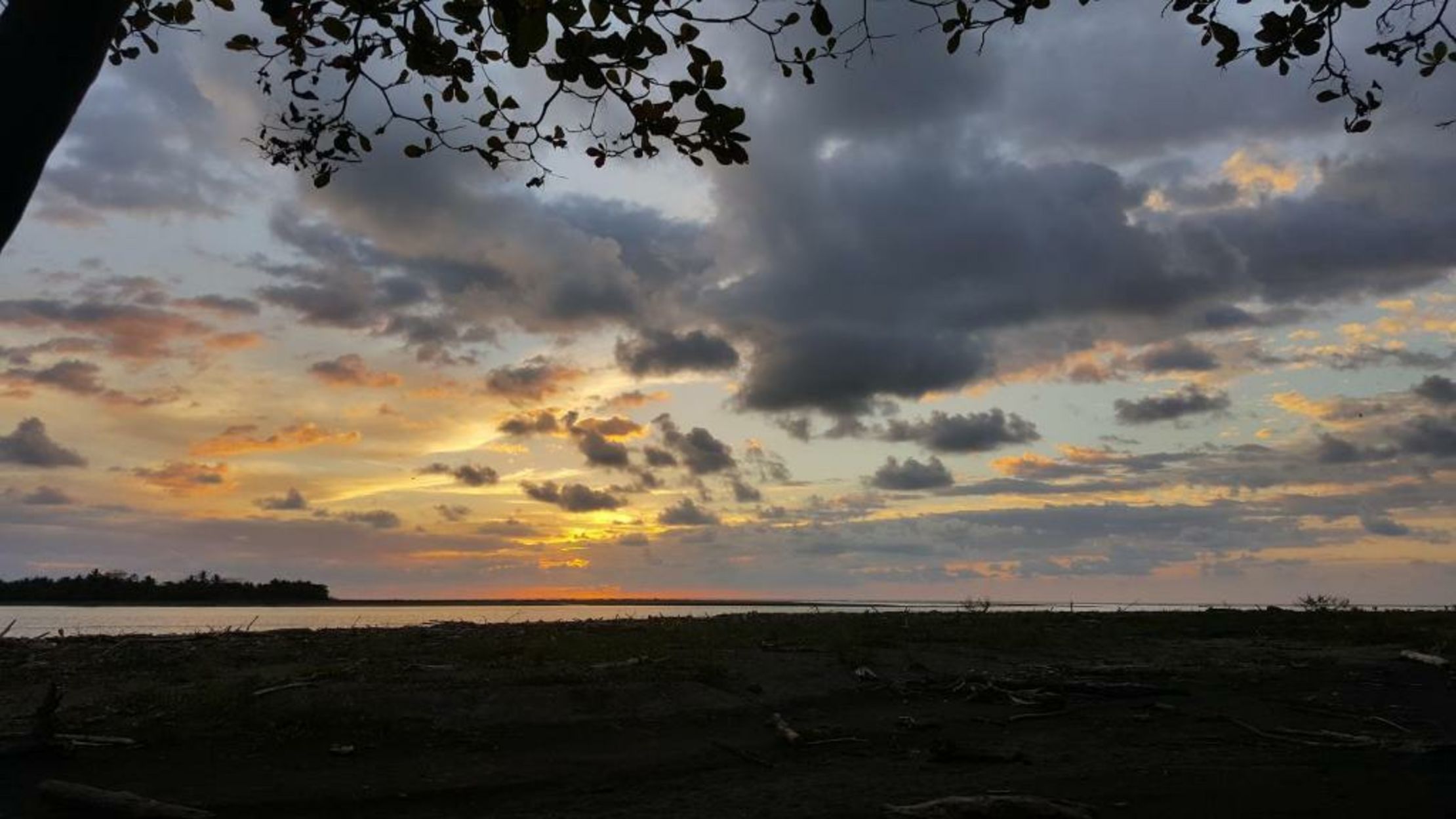 Tiki Villas Rainforest Lodge - Adults Only