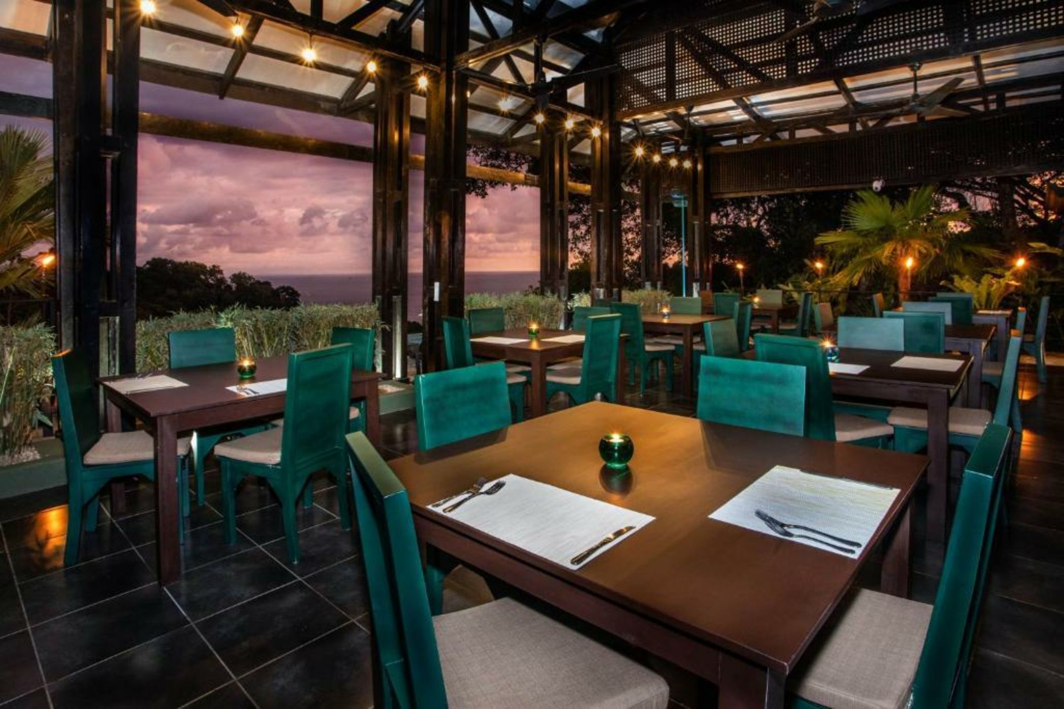 Tiki Villas Rainforest Lodge - Adults Only