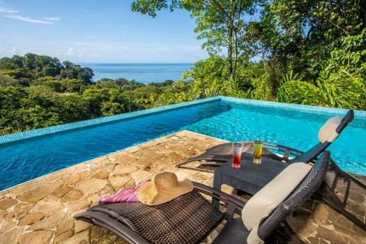 Tiki Villas Rainforest Lodge - Adults Only