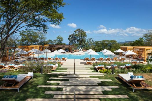 W Costa Rica Resort – Playa Conchal