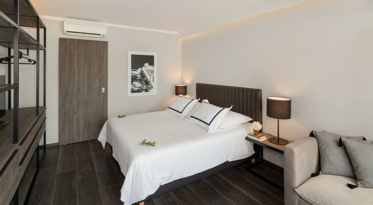Hotel Milna Osam