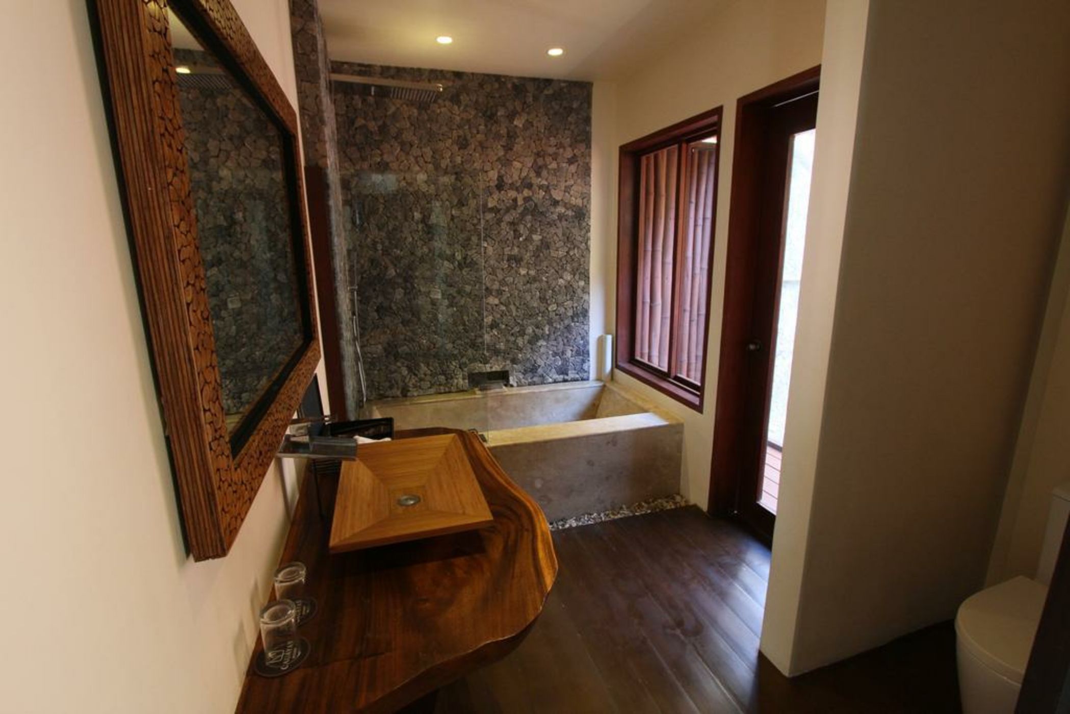 Cauayan Island Resort and Spa