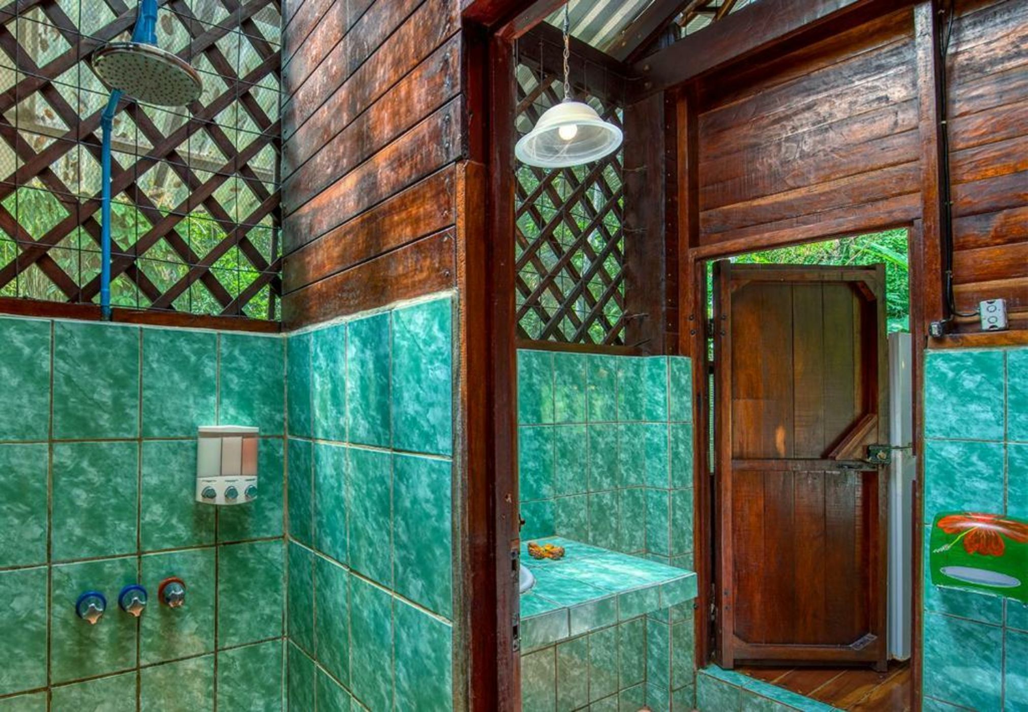 Congo Bongo EcoVillage Costa Rica