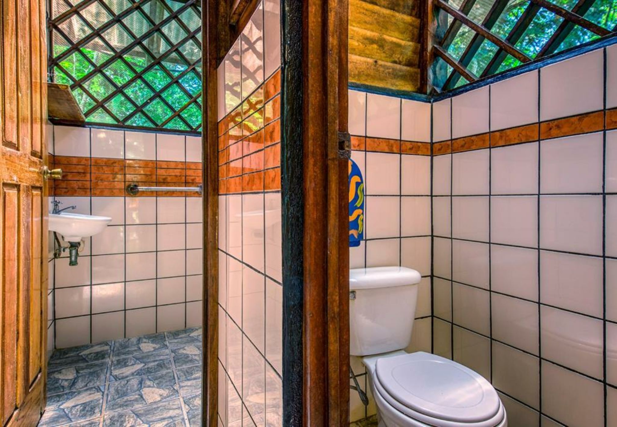 Congo Bongo EcoVillage Costa Rica