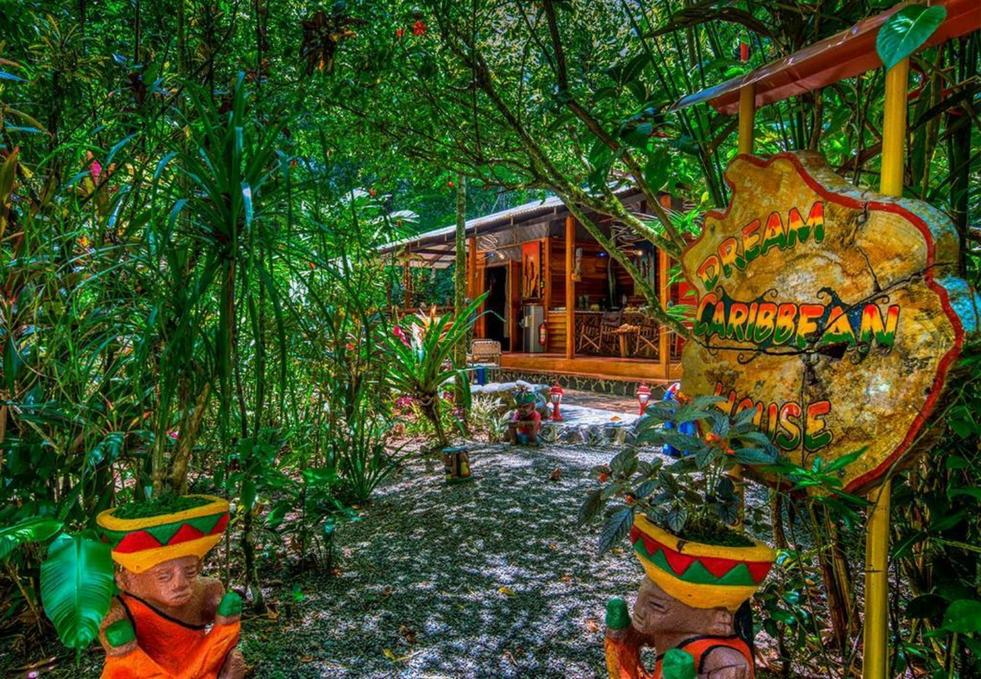 Congo Bongo EcoVillage Costa Rica