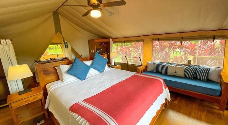 Isla Chiquita Glamping Hotel