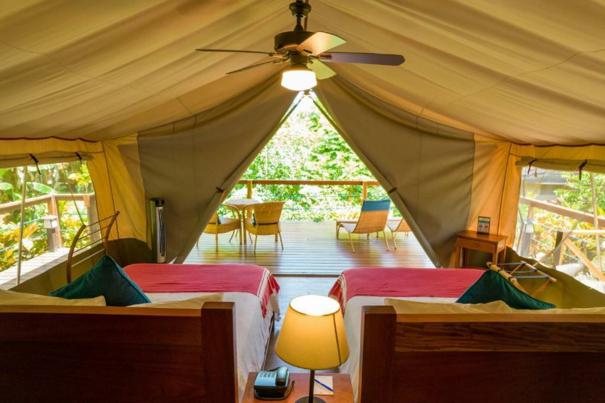 Isla Chiquita Glamping Hotel