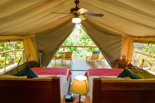 Isla Chiquita Glamping Hotel