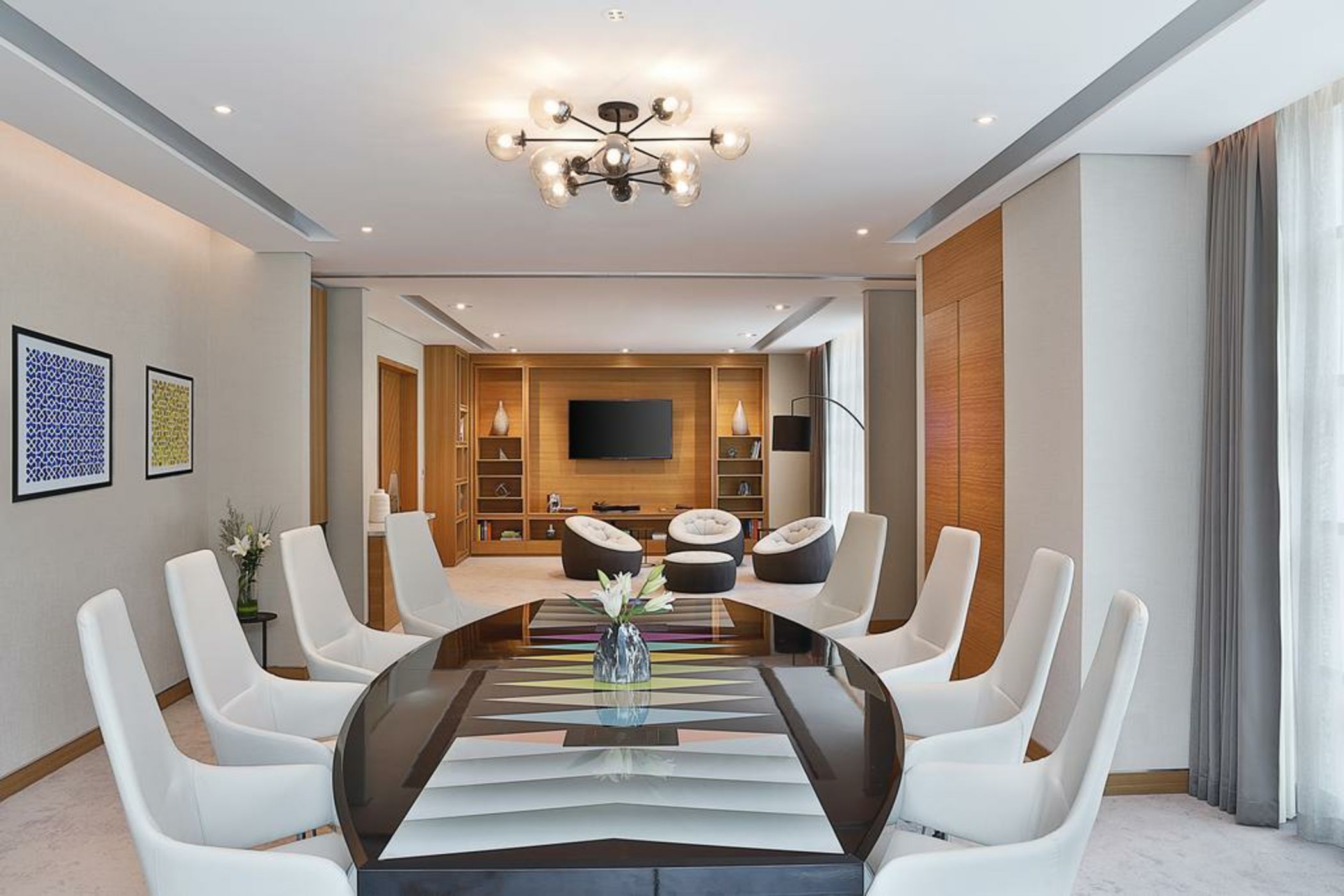 DoubleTree by Hilton Dubai - Business Bay