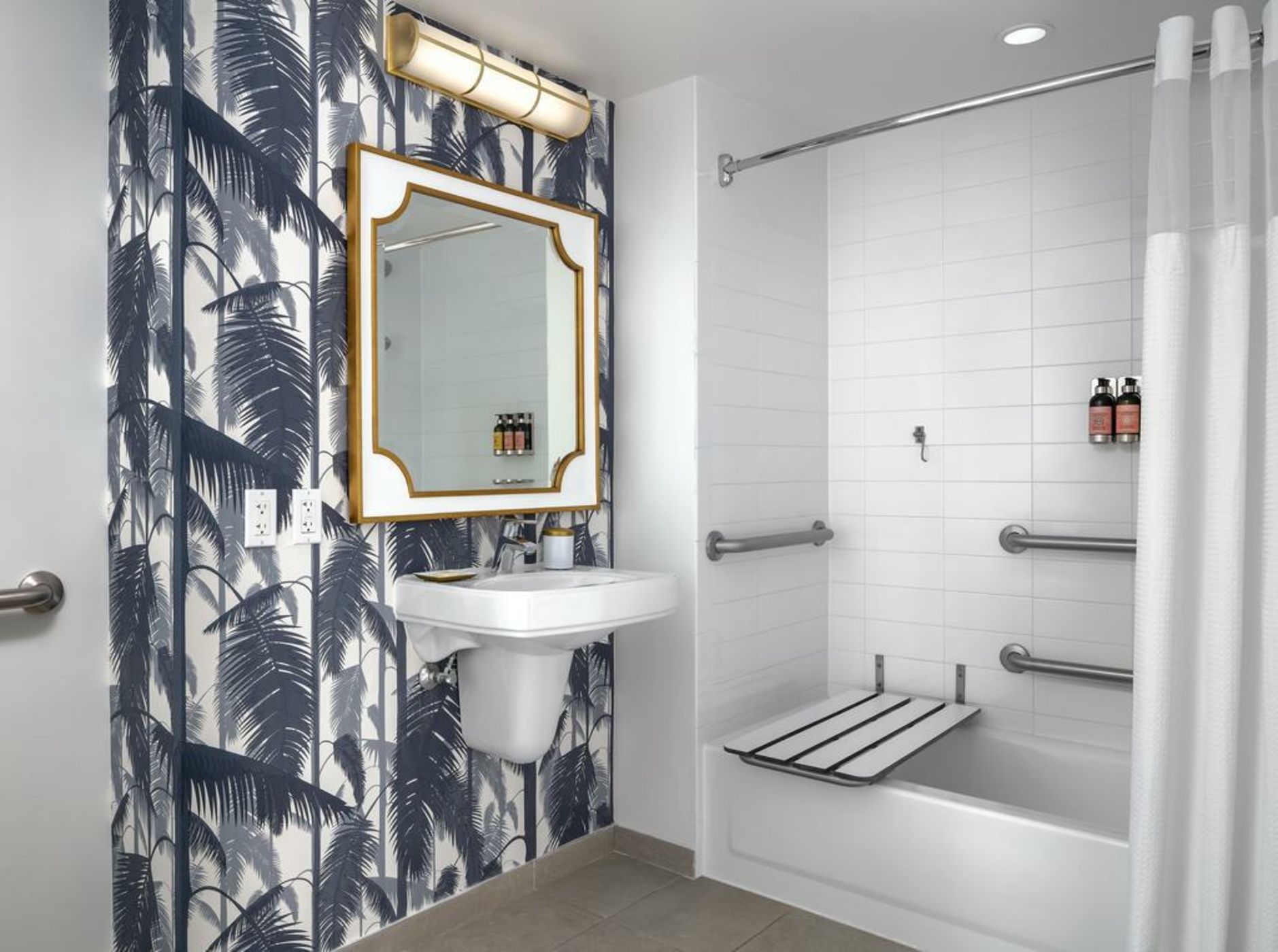 Cadillac Hotel & Beach Club, Autograph Collection