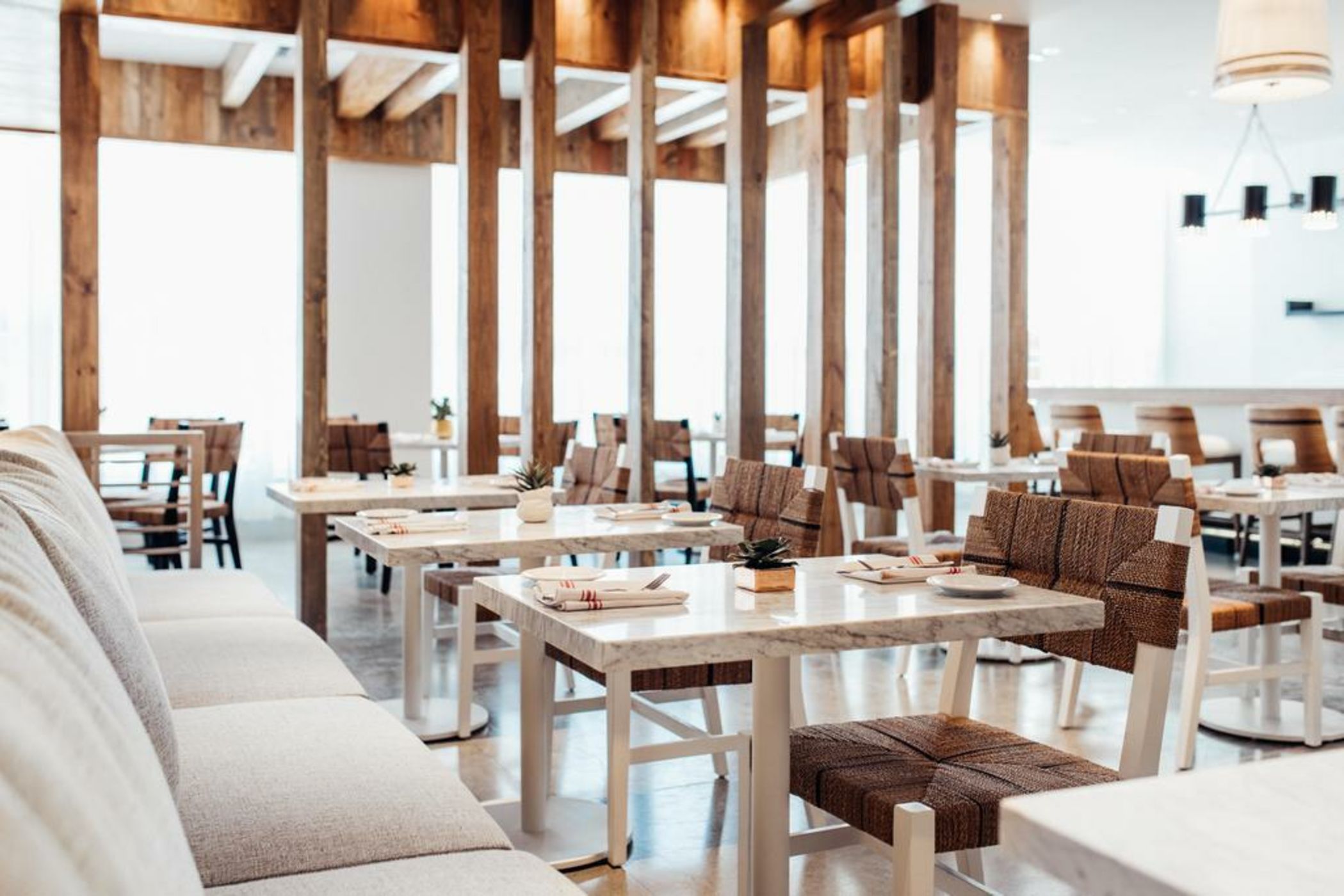 Cadillac Hotel & Beach Club, Autograph Collection