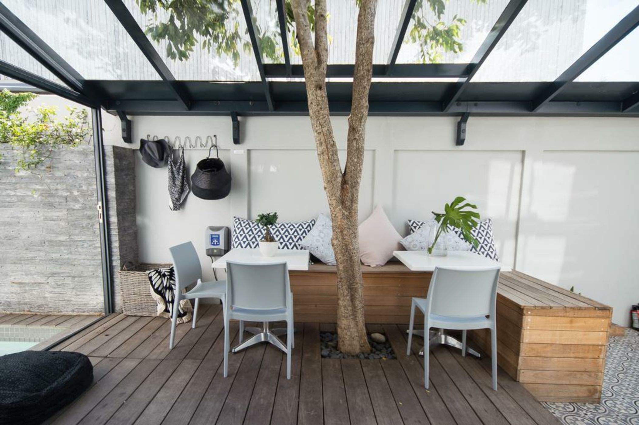 Cricklewood Place - Luxury Holiday Homes