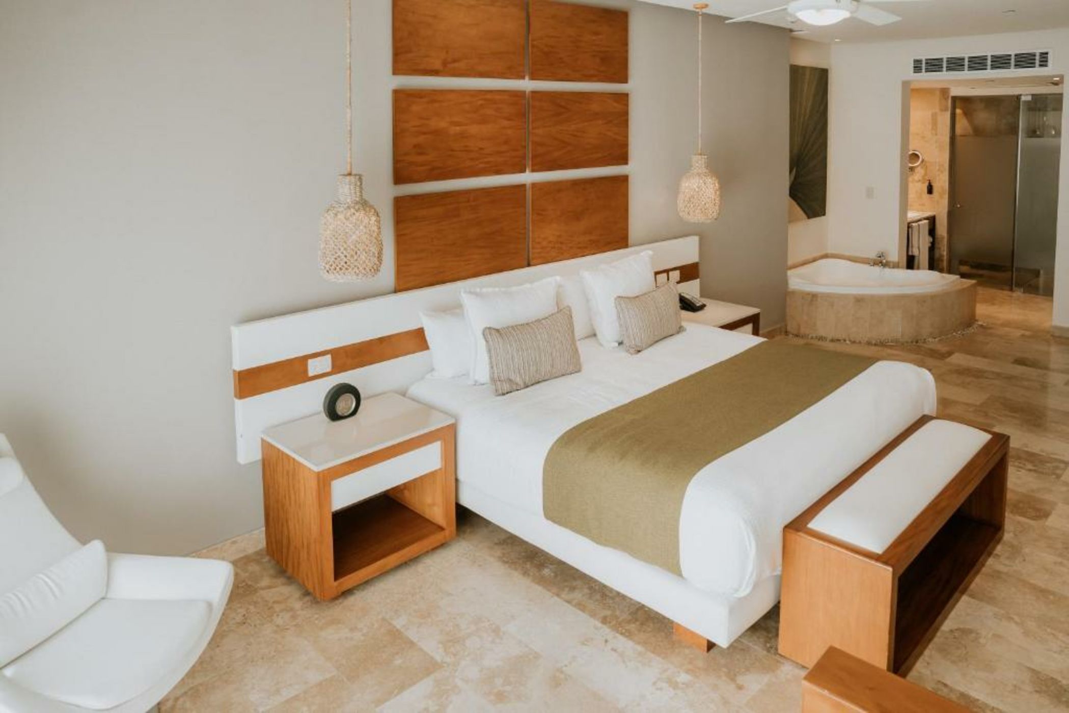 The Reef 28 - Adults Only - All Suites - Optional Gourmet All Inclusive