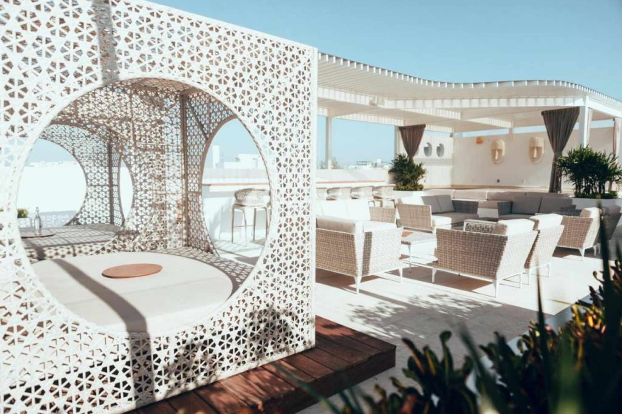 Antera Hotel & Residences