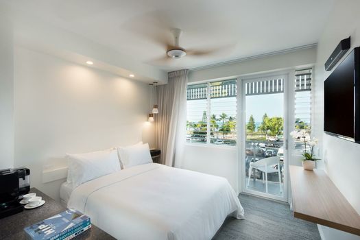 Heart Hotel and Gallery Whitsundays