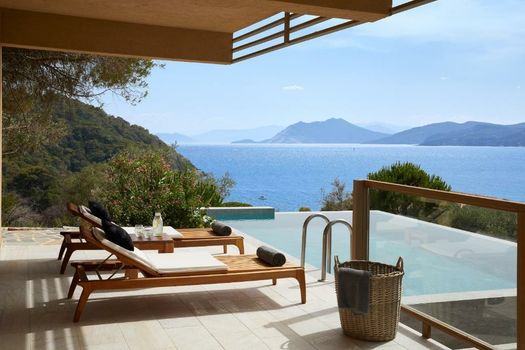 ELIVI Skiathos