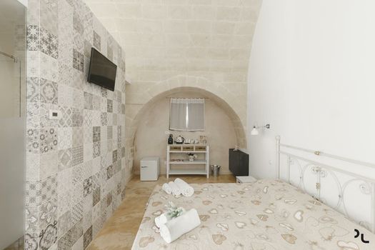 Hydria Rooms