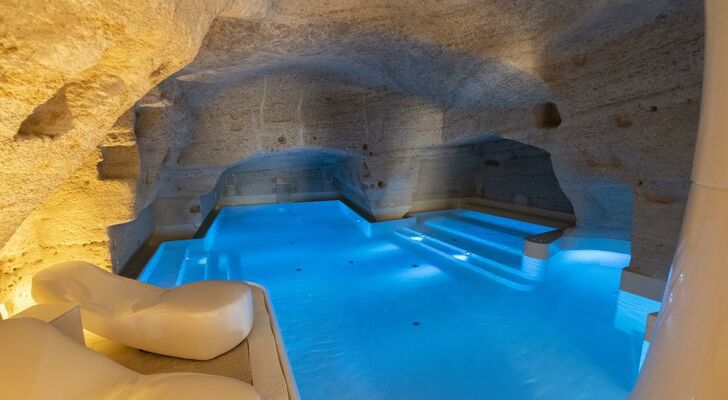 Aquatio Cave Luxury Hotel & SPA