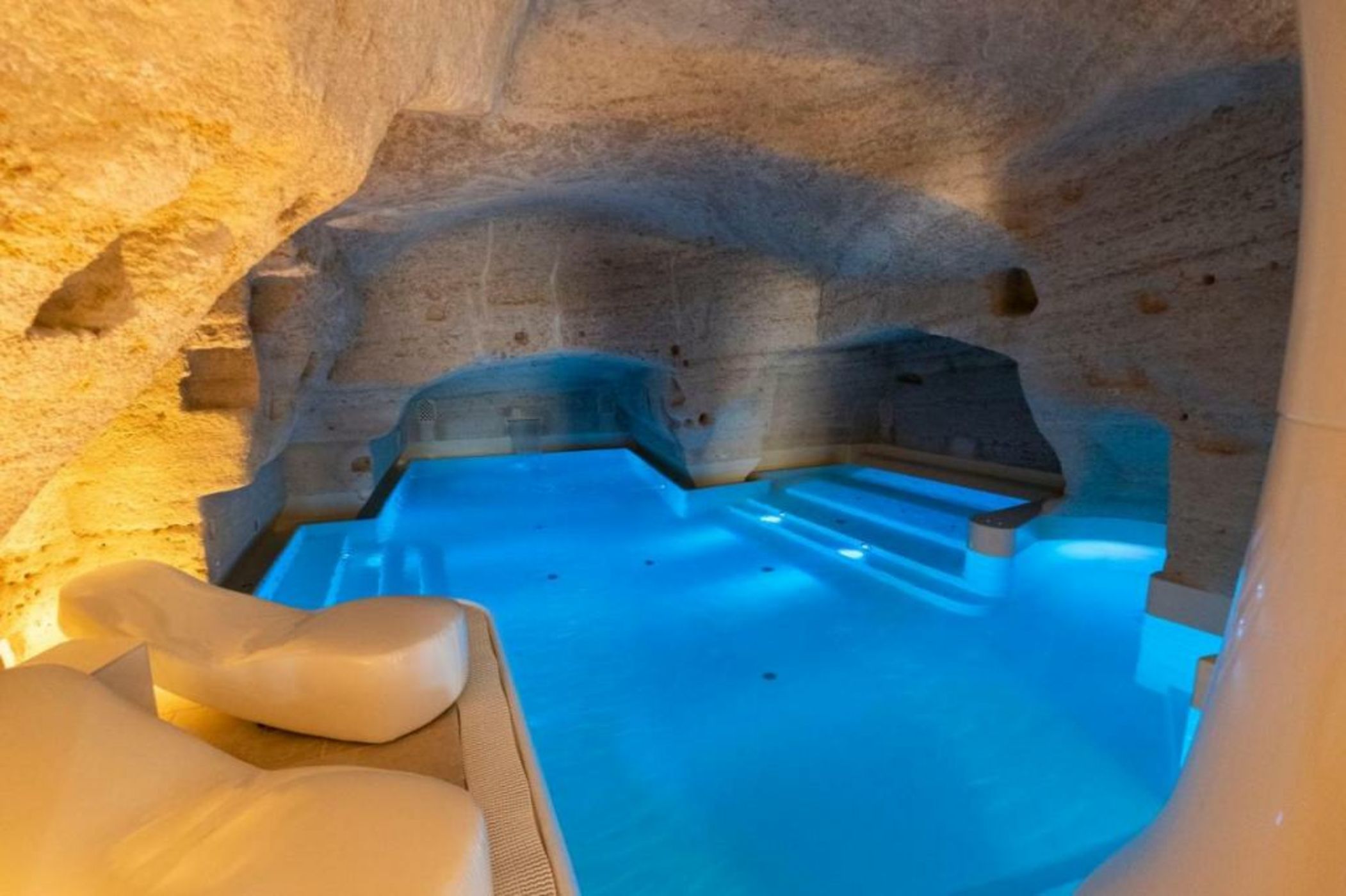 Aquatio Cave Luxury Hotel & SPA