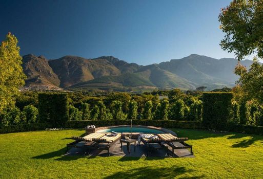 Leeu Estates