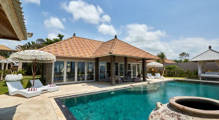The Royal Purnama - Art Suites and Villas
