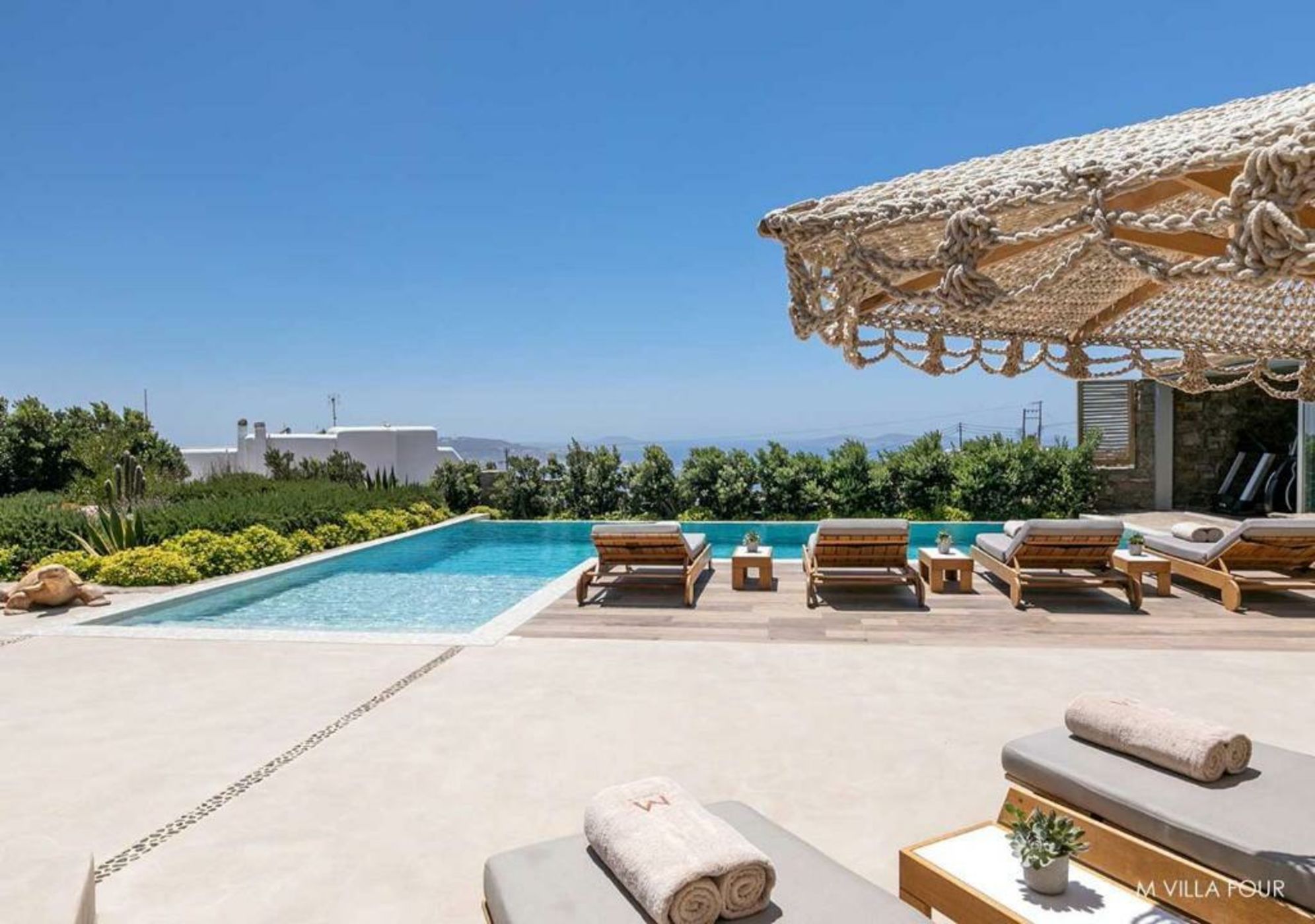 M - Mykonos Villas