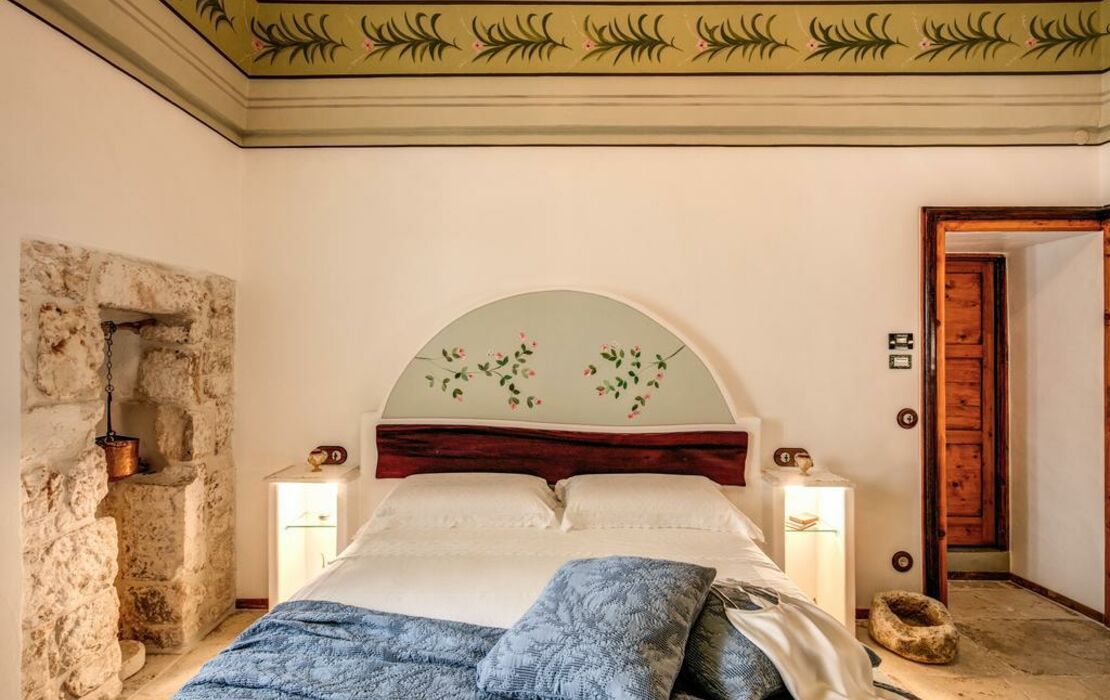Palazzo Stunis Charme B&B