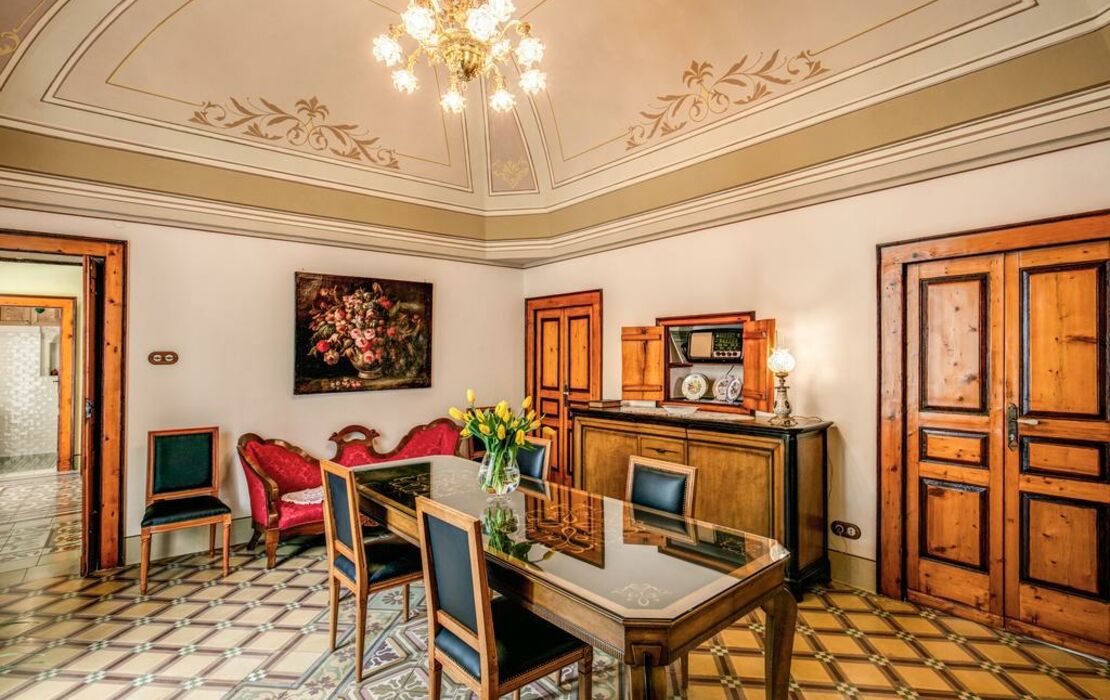 Palazzo Stunis Charme B&B