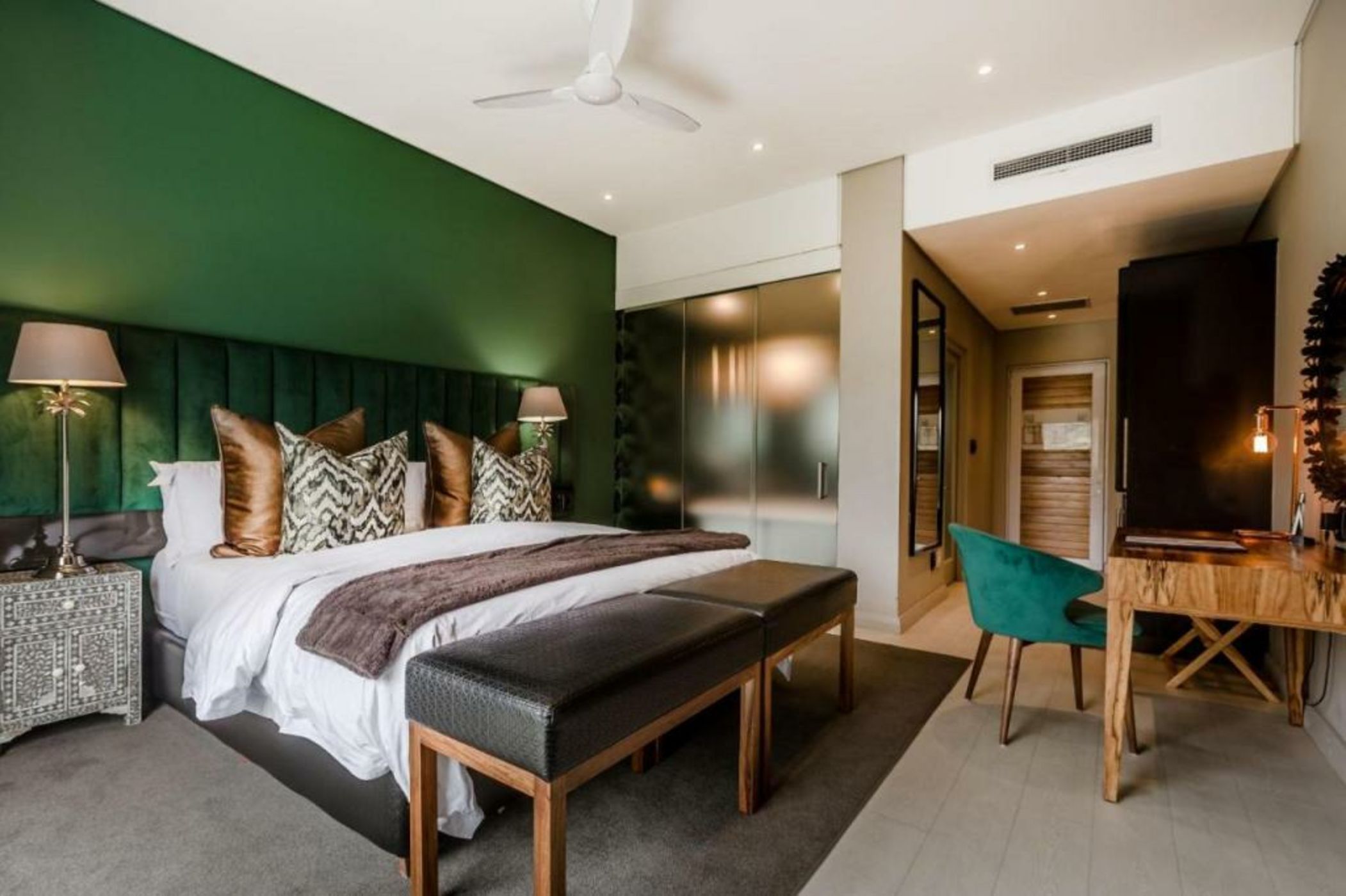 Franschhoek Boutique Hotel - Lion Roars Hotels & Lodges