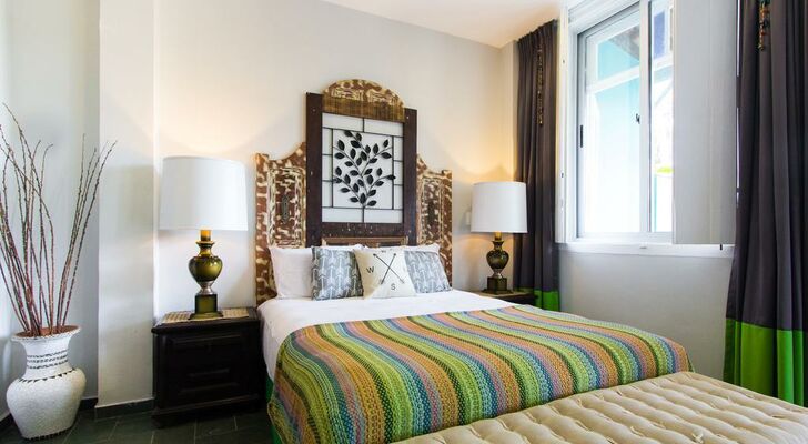 Discovery Suites Rio