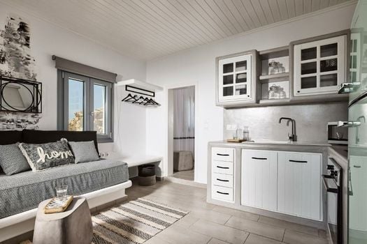 Terra Mare Suites