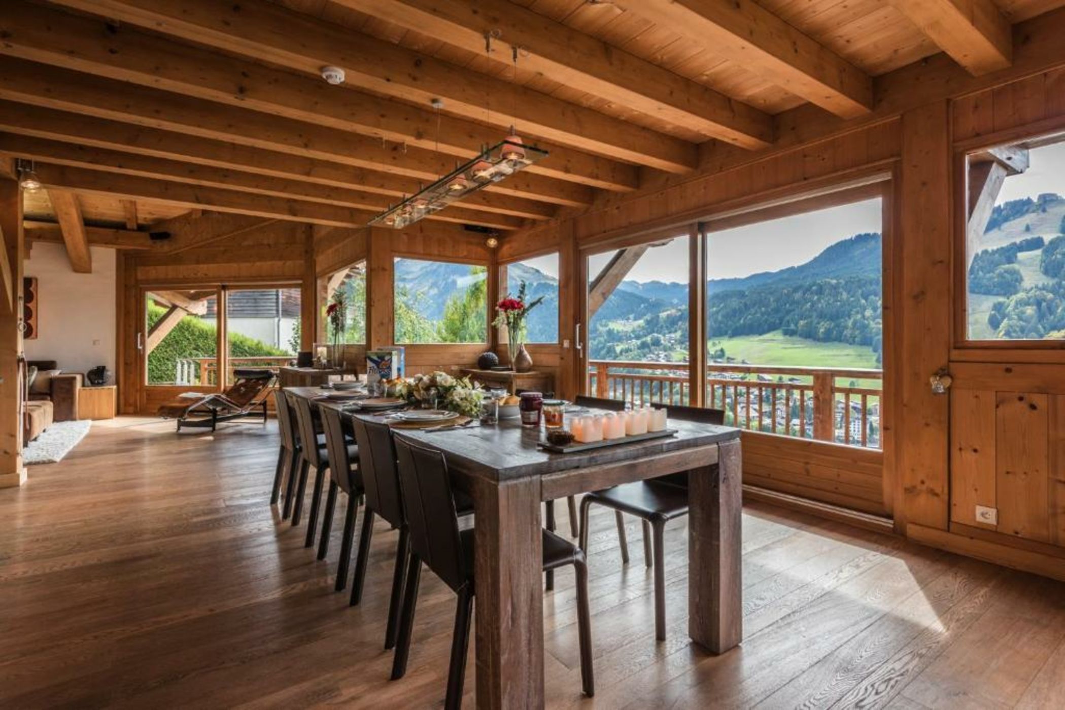 Chalet Omaroo II Morzine - by EMERALD STAY
