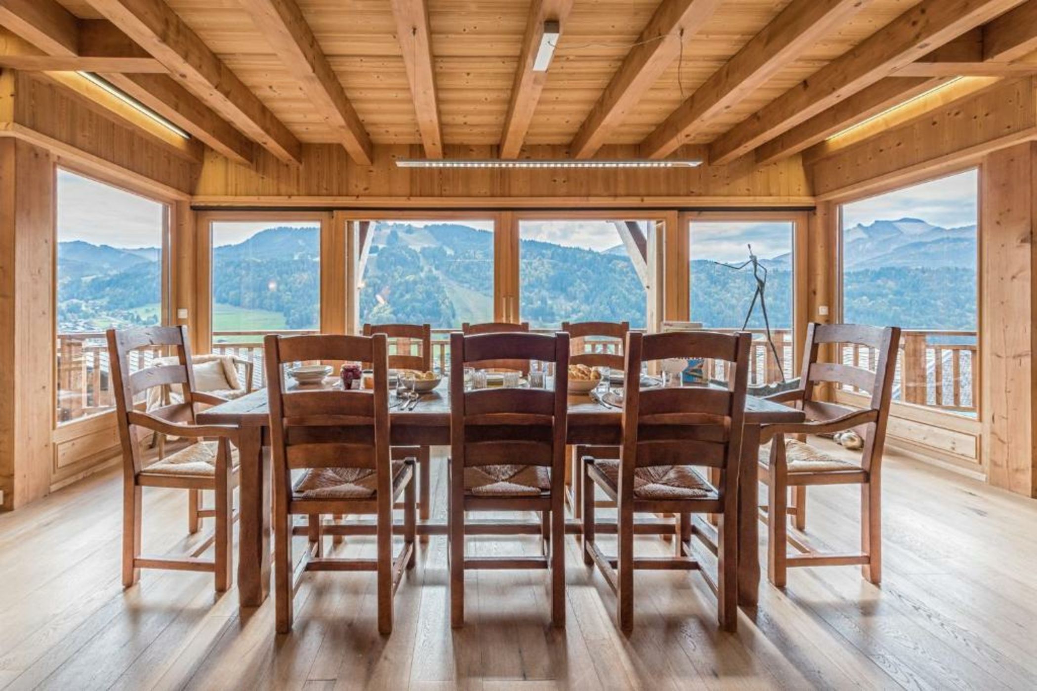 Chalet Omaroo II Morzine - by EMERALD STAY