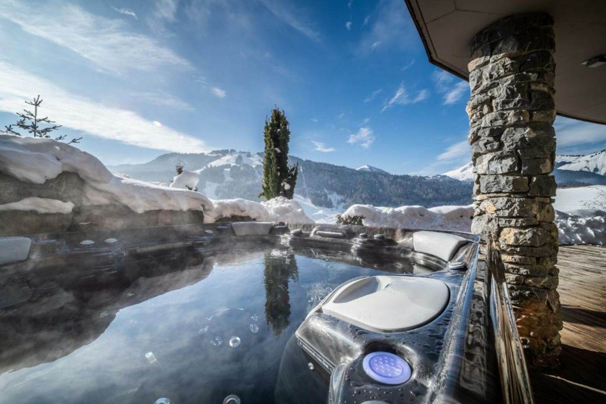 Chalet Omaroo II Morzine - by EMERALD STAY