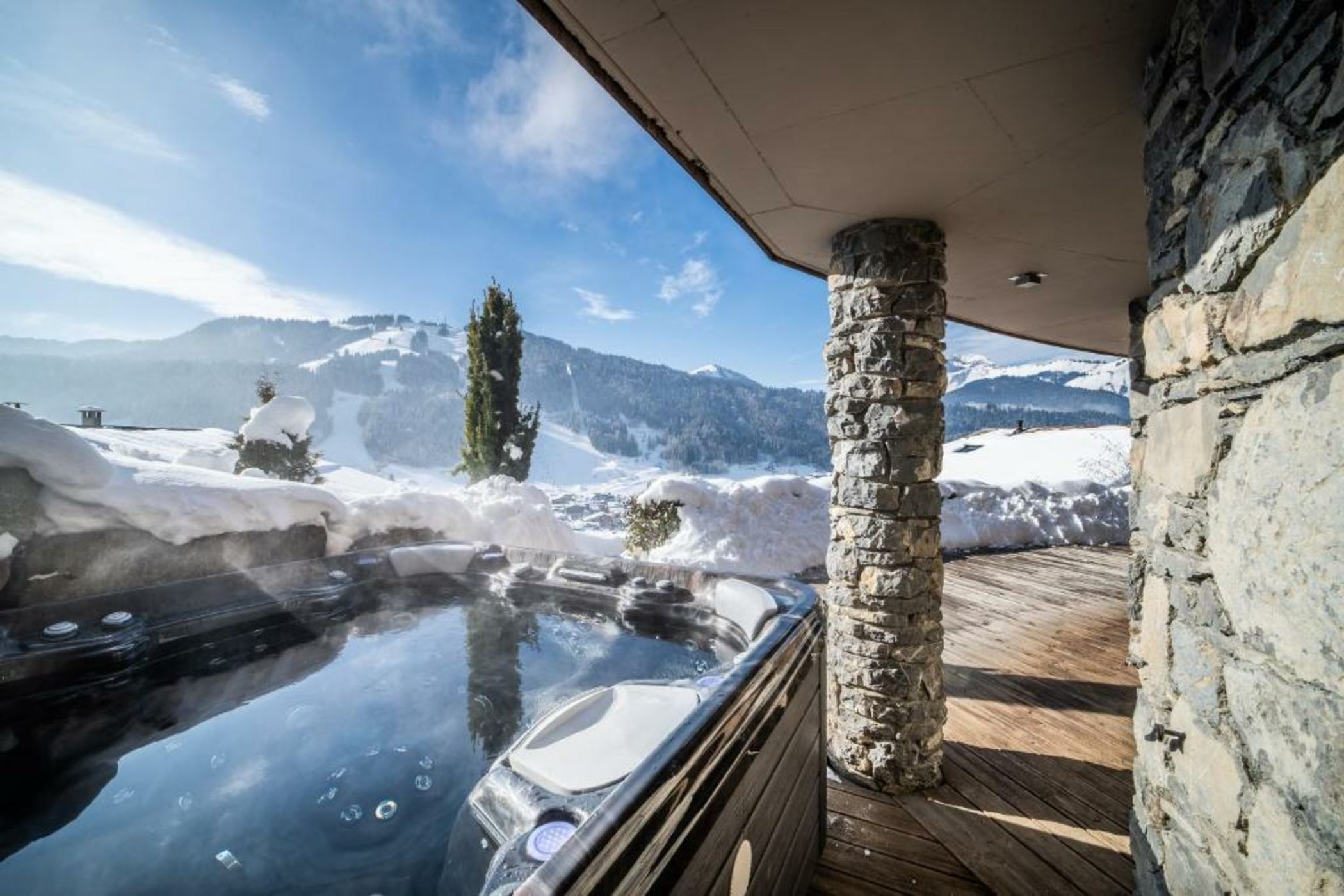 Chalet Omaroo II Morzine - by EMERALD STAY