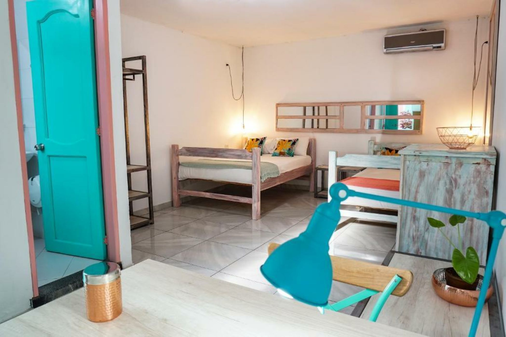 Flamingo Hostel & Coworking