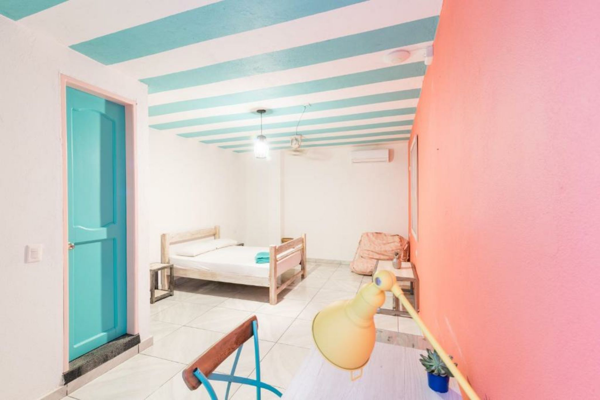 Flamingo Hostel & Coworking