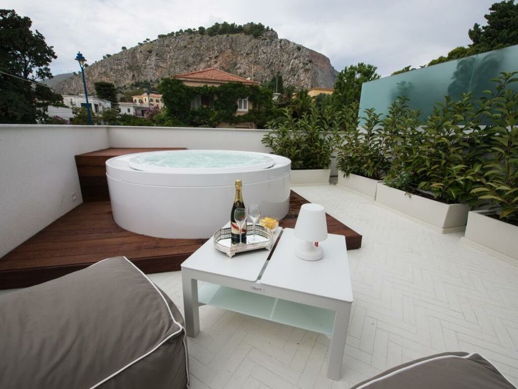 Unico Boutique Hotel D Arte A Design Boutique Hotel Mondello Italy