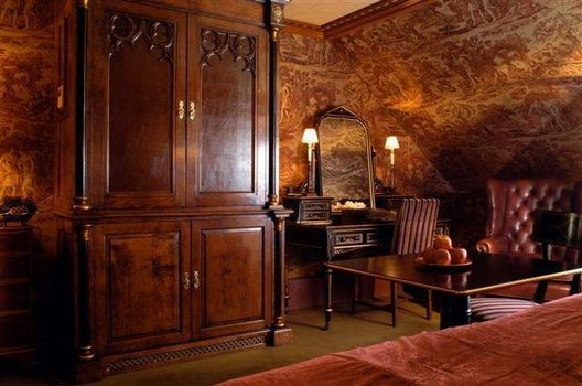 Prestonfield House