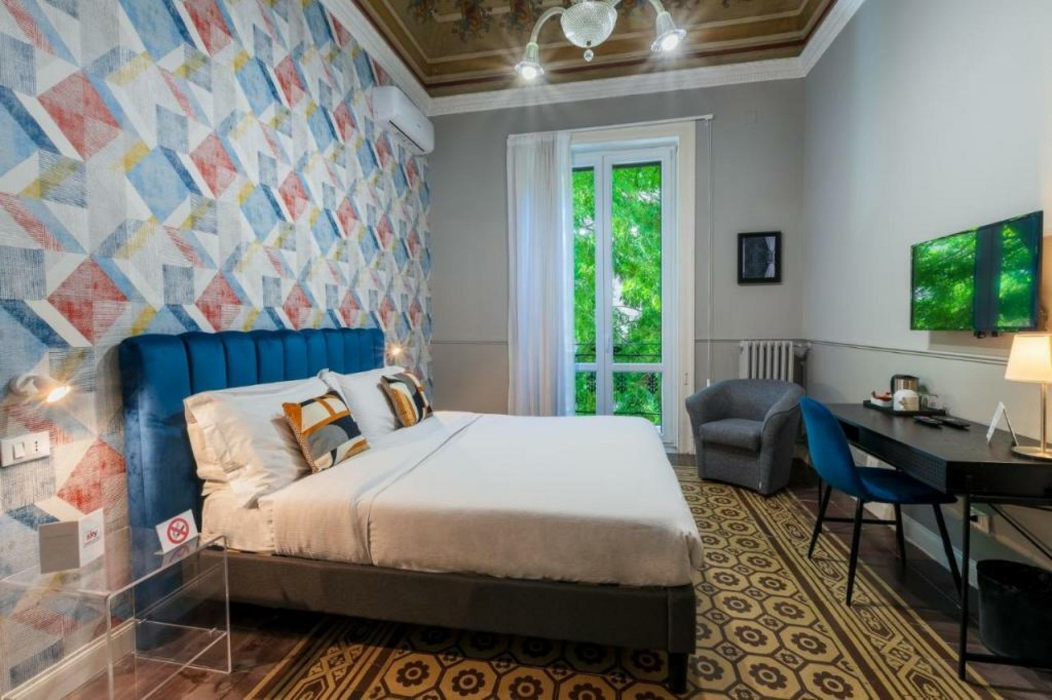 casa mo room and suite