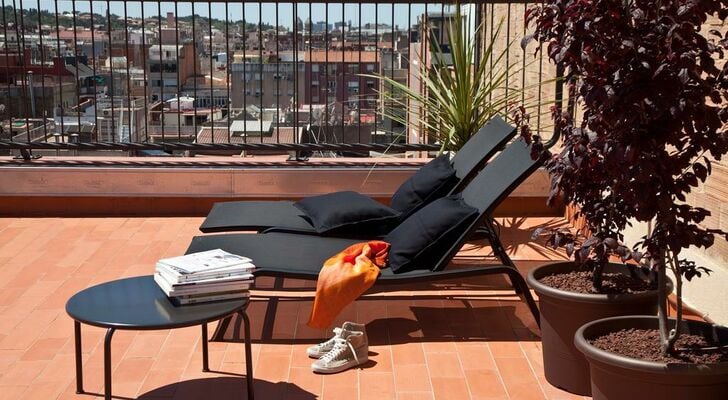 DestinationBCN Urgell Apartment