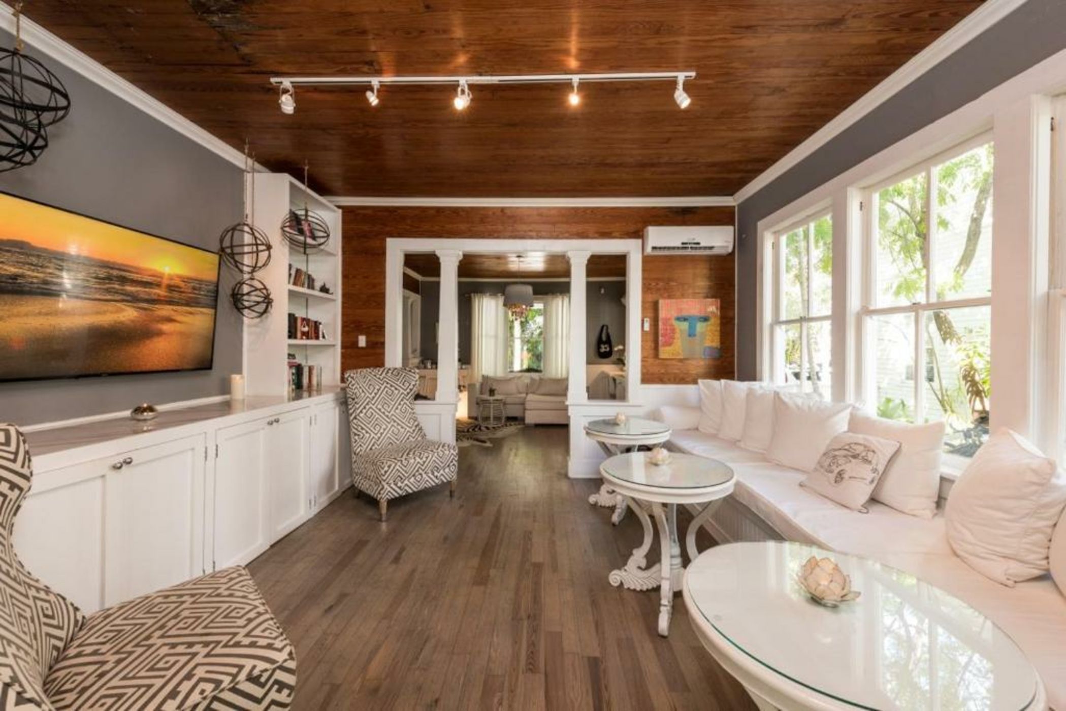 Alexander's Gay Lesbian Guesthouse (Adult Only 21+)