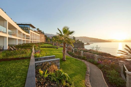 Les Suites at Cliff Bay PortoBay