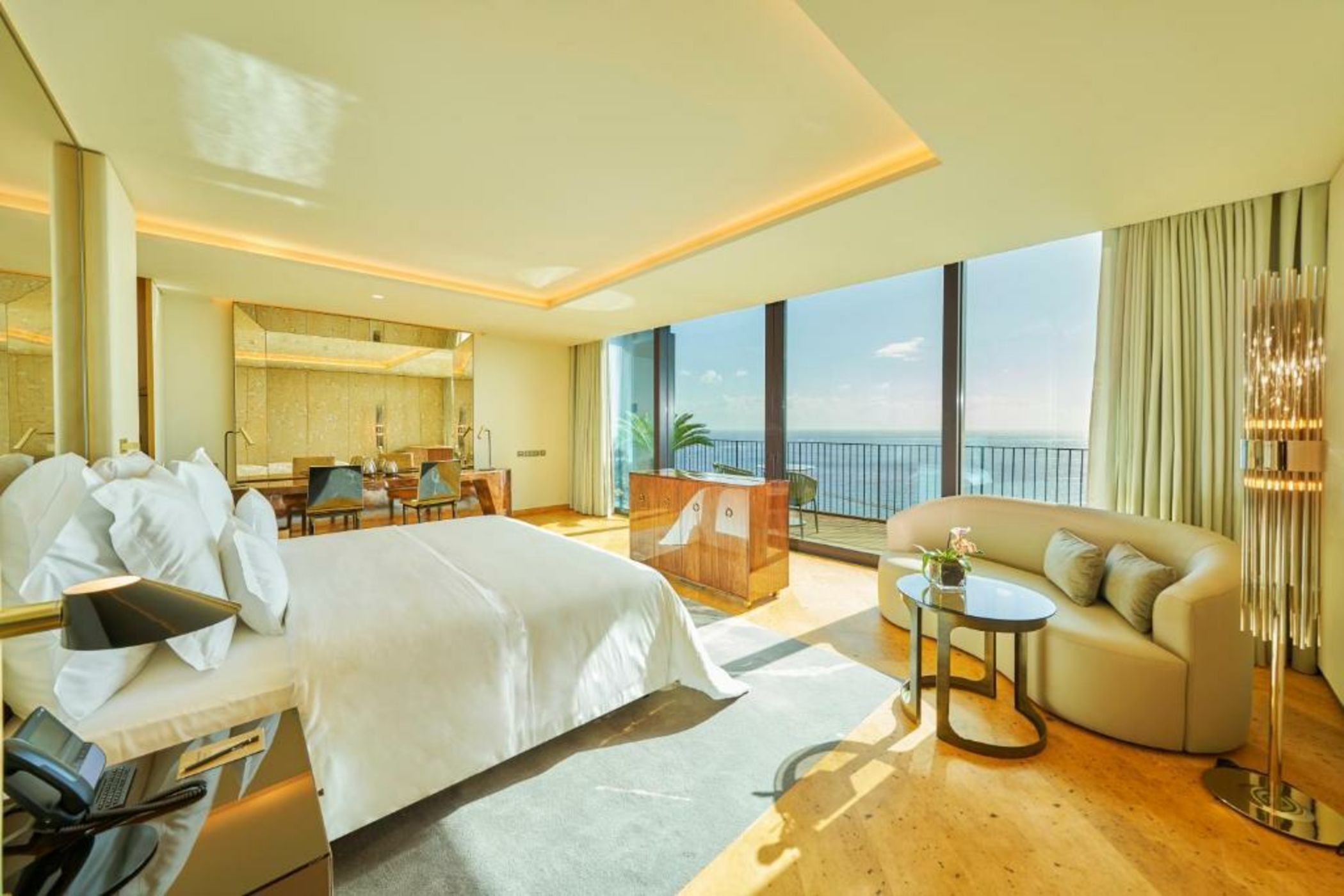 Savoy Palace - The Leading Hotels of the World - Savoy Signature