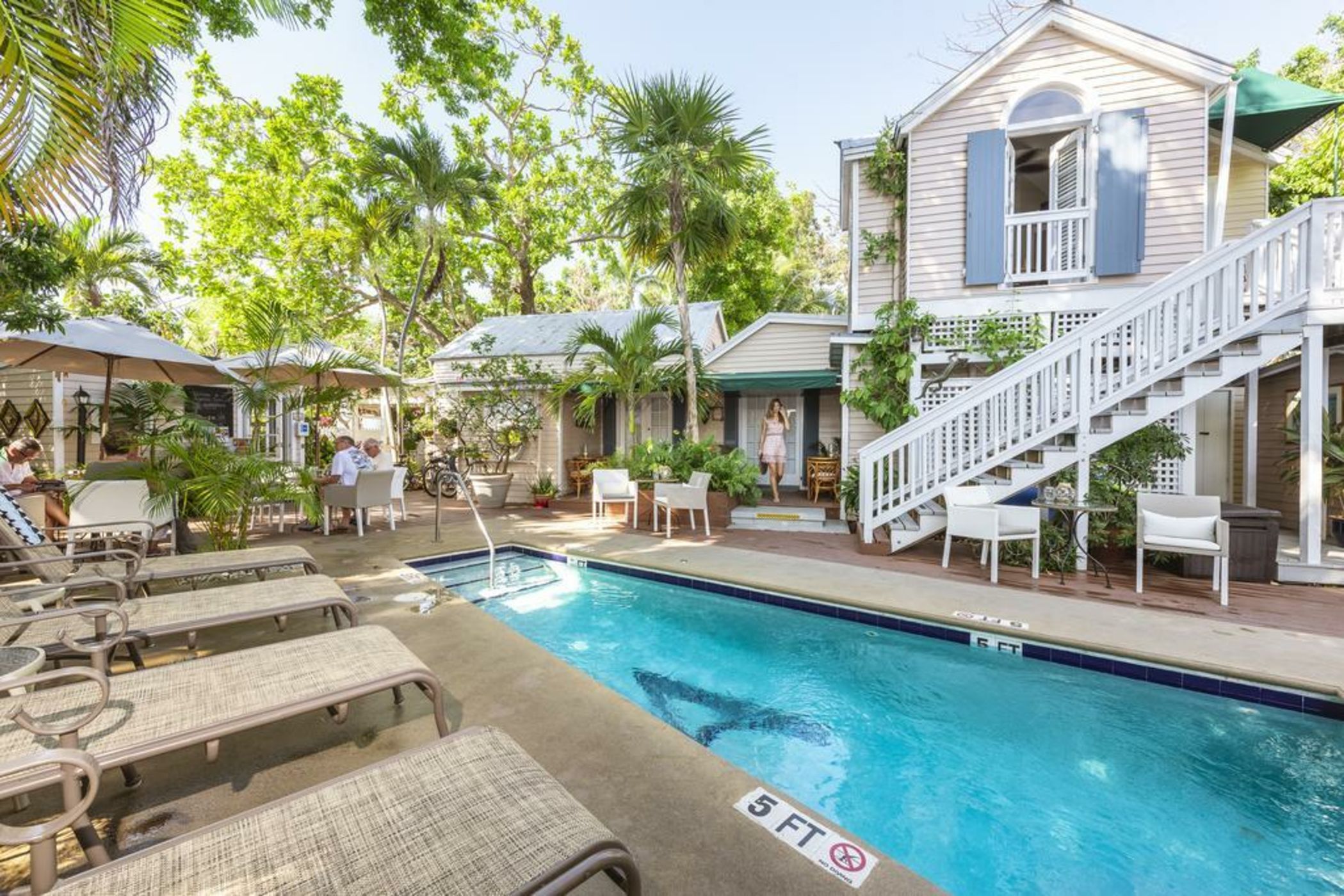 Andrews Inn & Garden Cottages